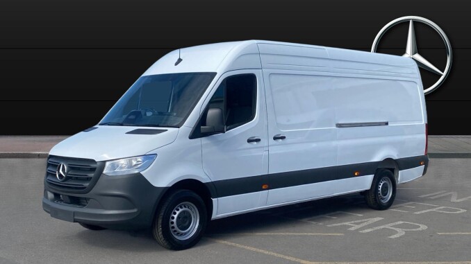Mercedes-Benz Sprinter 315Cdi L3 Diesel Rwd 3.5t H2 Pro Van 9G-Tronic - Image 7